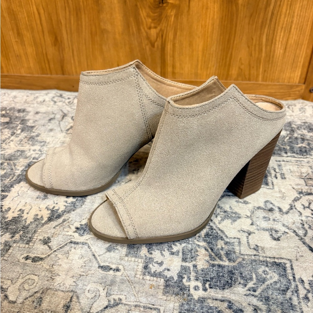 Restricted Cream Peep-Toe Block Heels